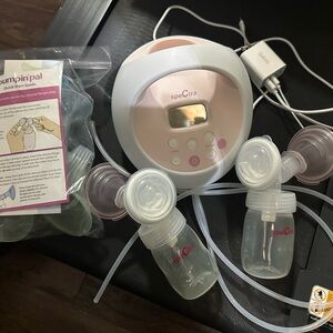 Spectra Breast Pump with Accessories